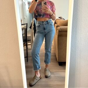 Abercrombie 90’s Straight Ultra High-Rise Jeans